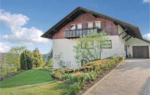 Amazing Apartment In Rickenbach - Housity