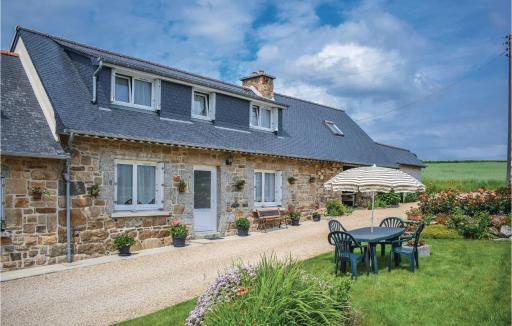Holiday Home Kermoisan - Housity