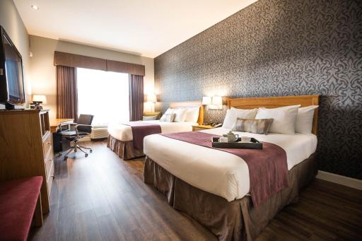 Cambridge Hotel and Conference Centre - Housity