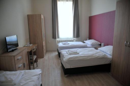 Piros Arany Panzió Kalocsa - Housity