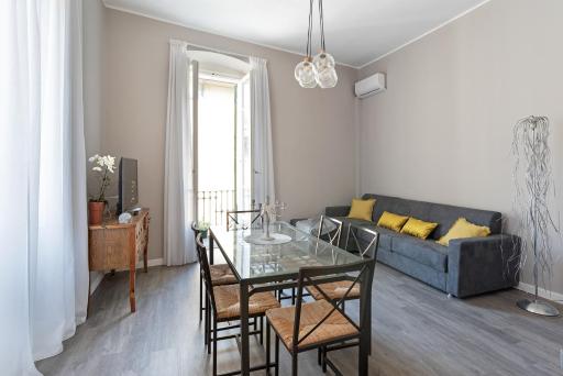 Vittoria Corner - byMyHomeInComo - Housity
