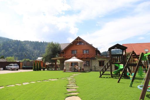 Apple House - Housity