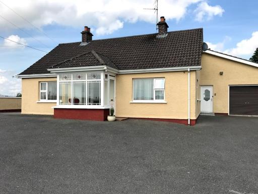 Granny's Irish Cottage - Housity