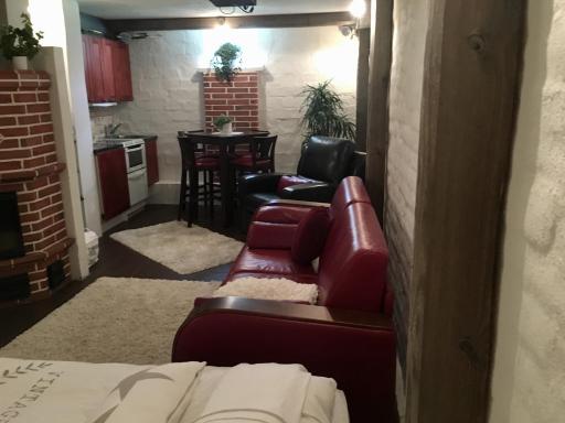 Apartment With Sauna and Jacuzzi - Housity
