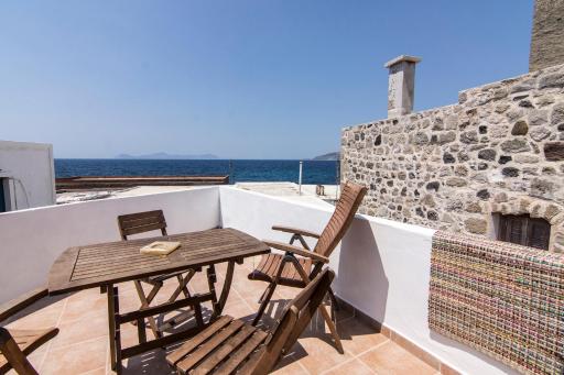 Nisyros Views - Housity