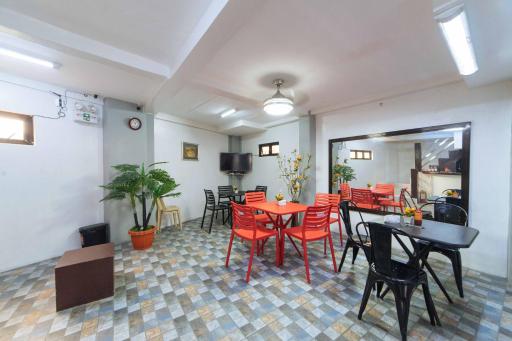 RedDoorz at San Antonio Binan Laguna - Housity