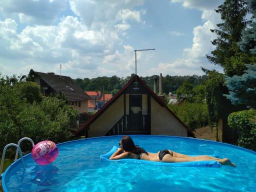 Chalupa pod zámkem - Housity