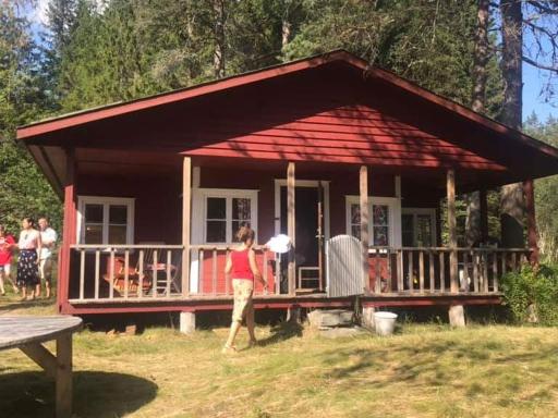 Cozy Cottage in the Woods, near Dyreparken in Kristiansand, Lake Lolandsvannet - Housity