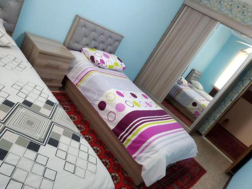Samia House Twin room - Housity