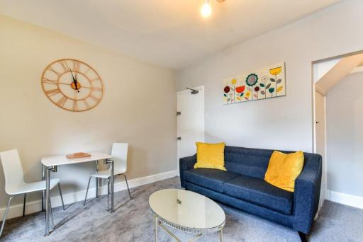 Apartment 1 at 3 Jubilee - Housity