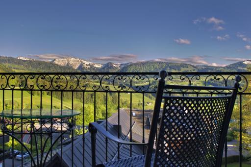 Hotel Bayerischer Hof - Housity