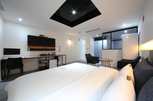 2Night Business Hotel - Housity