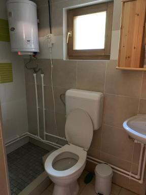 Forest Cottage Weekend House - Housity