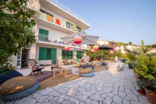 Villa Astra - Housity