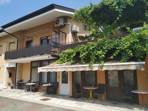 Accomodation Pertout - Housity