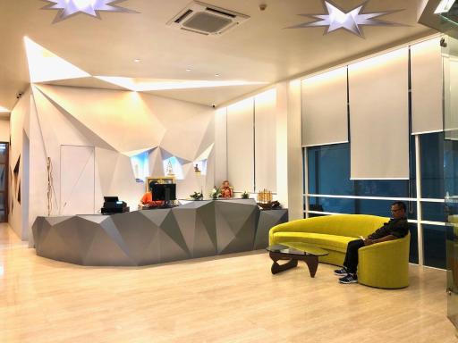 โรงแรมโกลว์ รัตนา เพลส - Housity