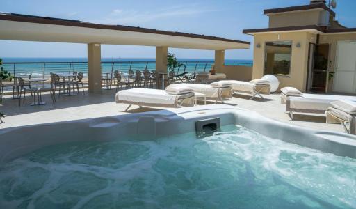 Roma Hotel - Housity