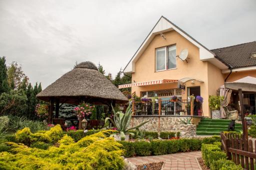 Motelik Lord - Housity