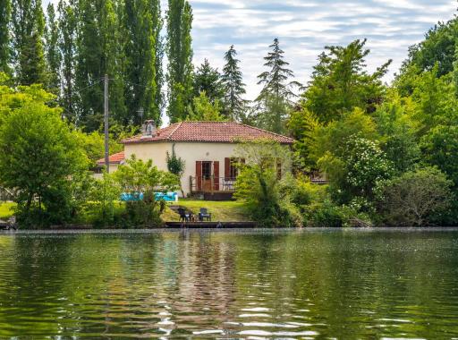 Chez Jan et Nicole - Gite Issac - Housity