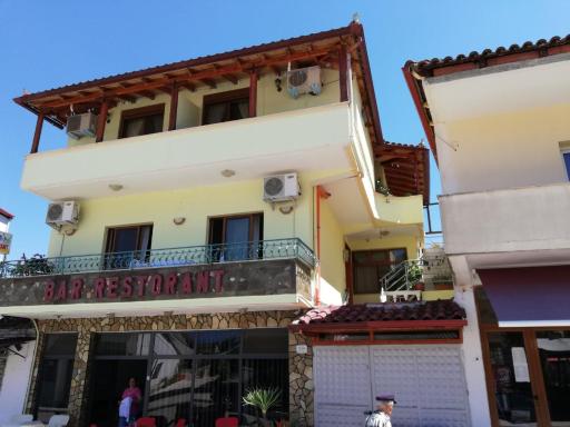 Nako Guest House bar&restaurants - Housity