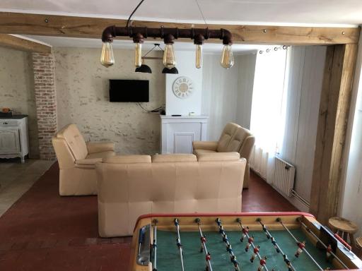 Maison de ville 3 chambres 3 salles d'eau parking 2 places - Housity