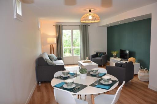 Grand T2 Port de Vannes, vue sur jardin - Housity