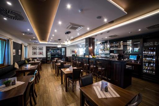 Hotel DARO - Housity