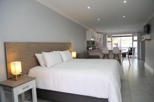 McHaven @ 8 - Housity