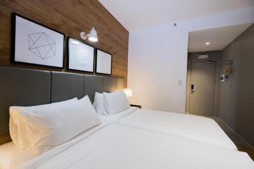Avior Hotel - Housity
