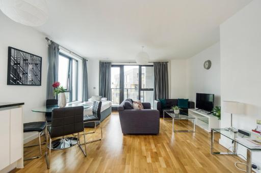 Greenwich Two Bedroom Apartments - Housity
