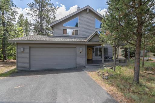 Pyramid 5-Sunriver Vacation Rentals by Sunset Lodging - Housity