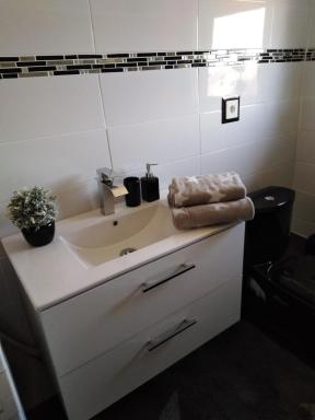 Ferienwohnung mit kleinem Garten - Housity