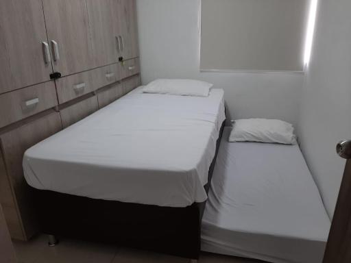 APARTAMENTO AVENIDA CONDINA Primer Piso - Housity