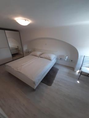Apartment Osk - Housity