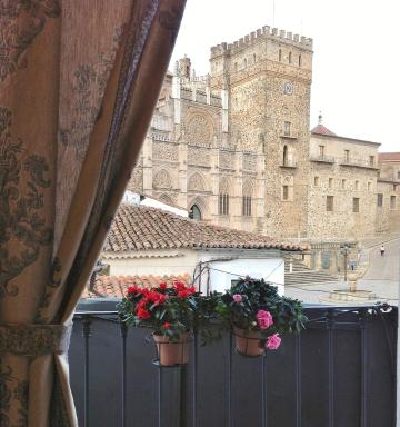 Hostal Cerezo 2 - Housity