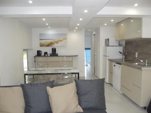 P2 CABINE - LA GRANDE-MOTTE - Housity