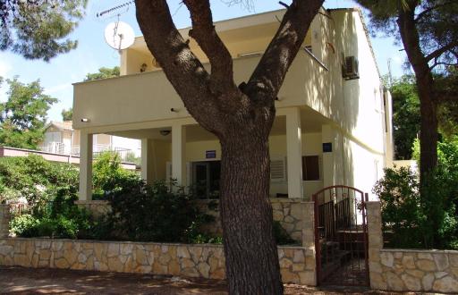 Apartment Mihalj Jadrija-Ground Floor - Housity