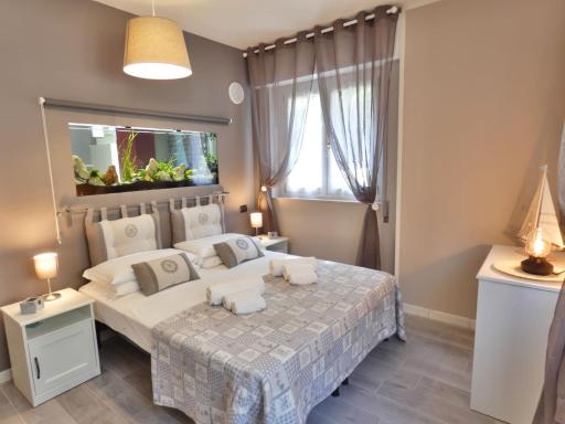 Charming House in Old Town Desenzano - Housity