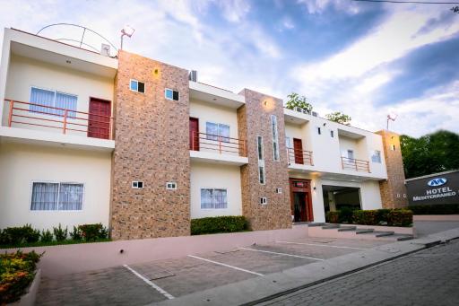 Hotel Mediterraneo Inn - Housity