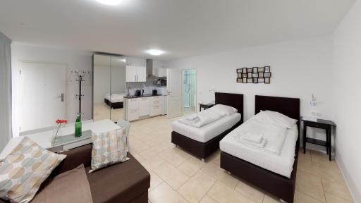 Aurora Apartments - Housity