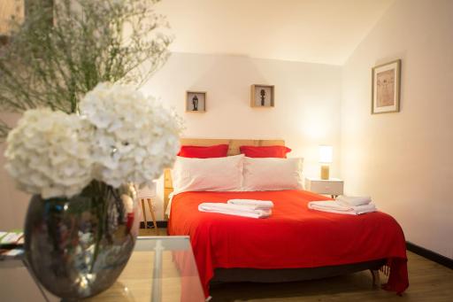 MAISON MAUPAS Chambre Rouge - Housity