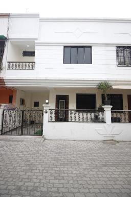villas holiday family home service - Housity