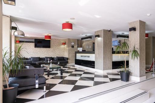 Hotel Parliament - Housity