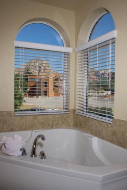 Sedona Springs Resort, a VRI resort - Housity