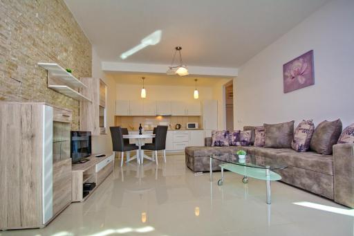 Apartment Dobrota - Housity