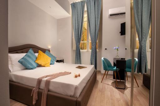 Courtyard Rome Suite - Housity