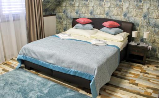 Apartments 461 - Housity
