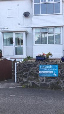 Uplands B and B - Housity