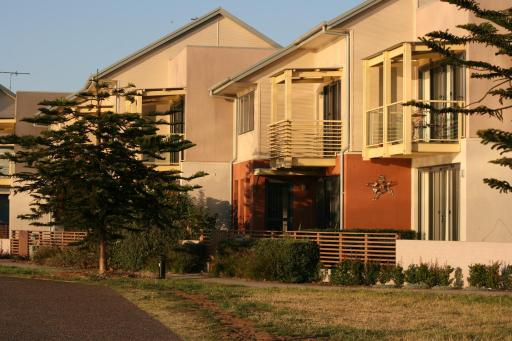 Newcastle Harbourside Terraces - Housity
