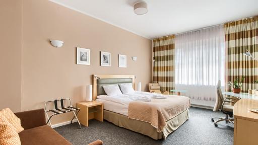 404 Rooms Wilanowska - Housity